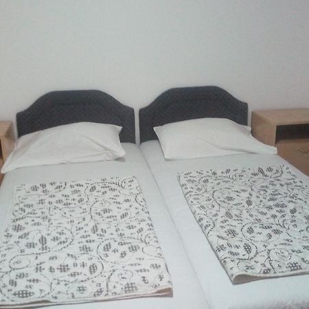 Djordjevic Hotell Budva Eksteriør bilde